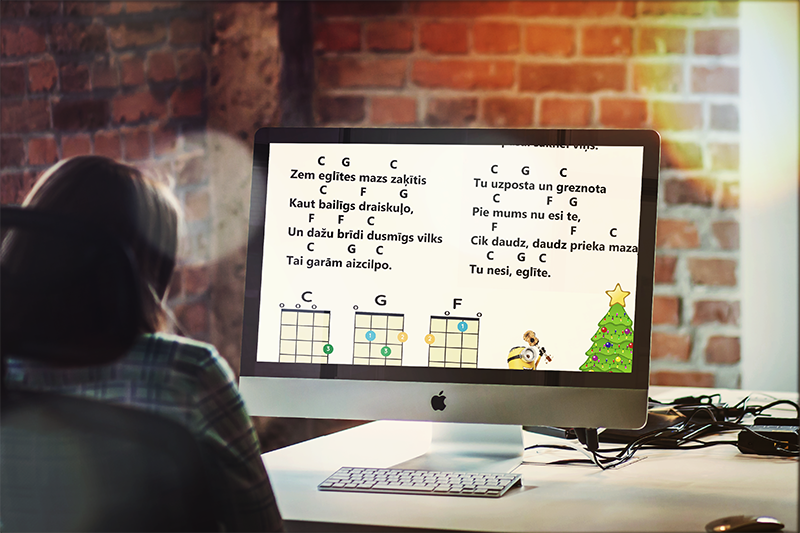 PDF Songbook: 17 Christmas Songs (ACCORDS FOR UKULELE ONLY)